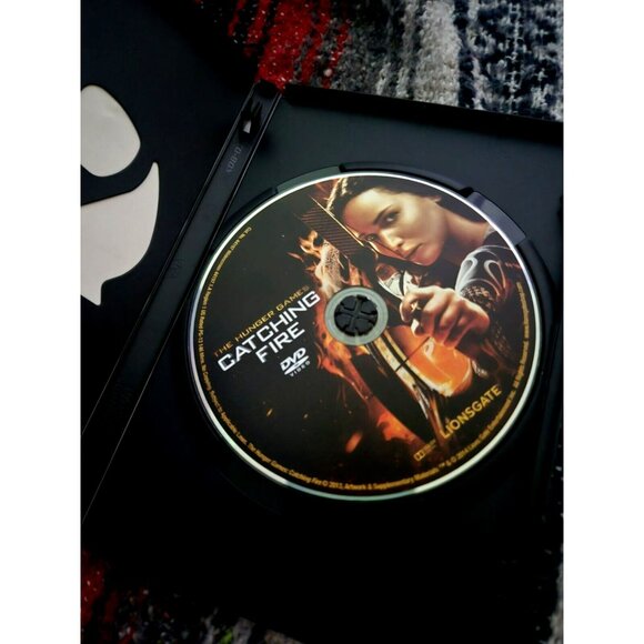 The Hunger Games: Catching Fire DVD Ultraviolet HD - Picture 2 of 3